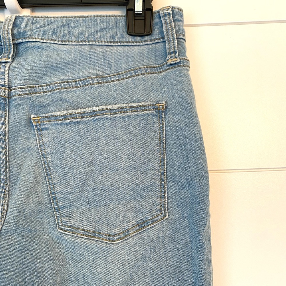 Universal Thread jeans. “High Rise Skinny” fit. Size 6/28. - Picture 6 of 8